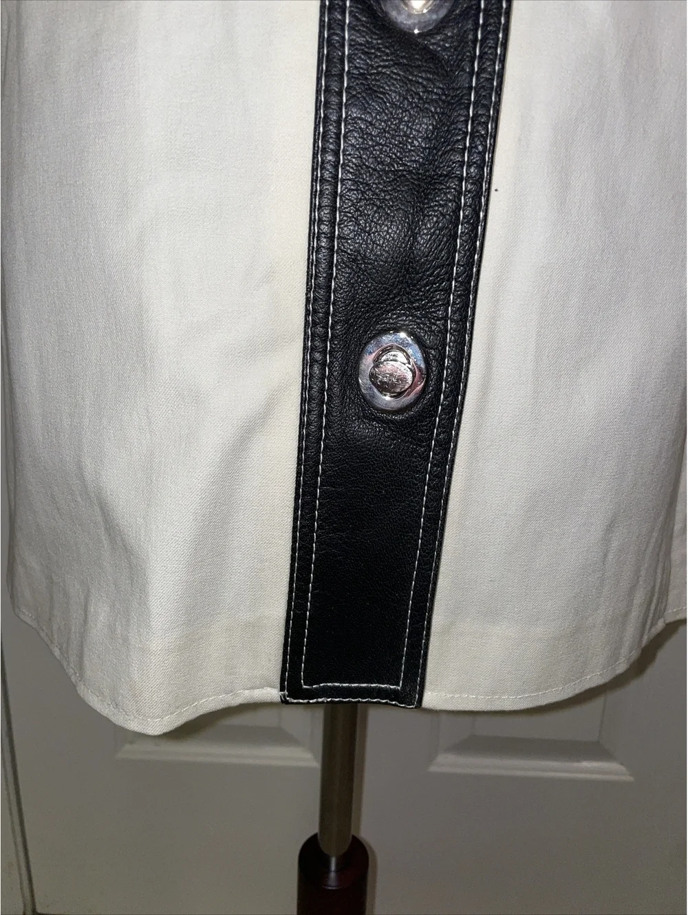 Michael Kors Size 10 Skirt A Line Button Front